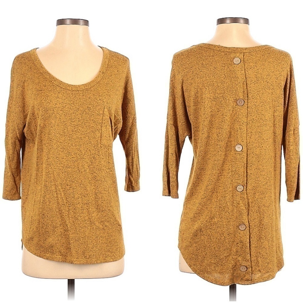Misia 3/4 sleeve Back Button Down | SIZE S